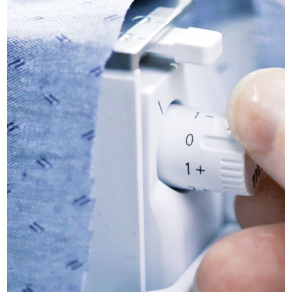 Bernina L890 Combined Overlocker & Coverstitch Machine