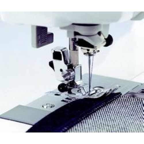 Brother Zigzag Foot with Leveling Button (F053N)